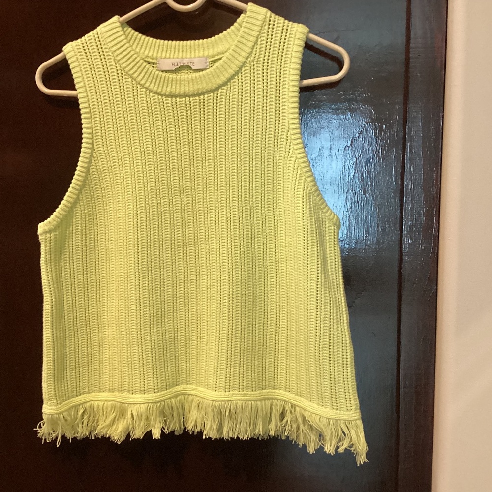Flat White lime green sweater size large